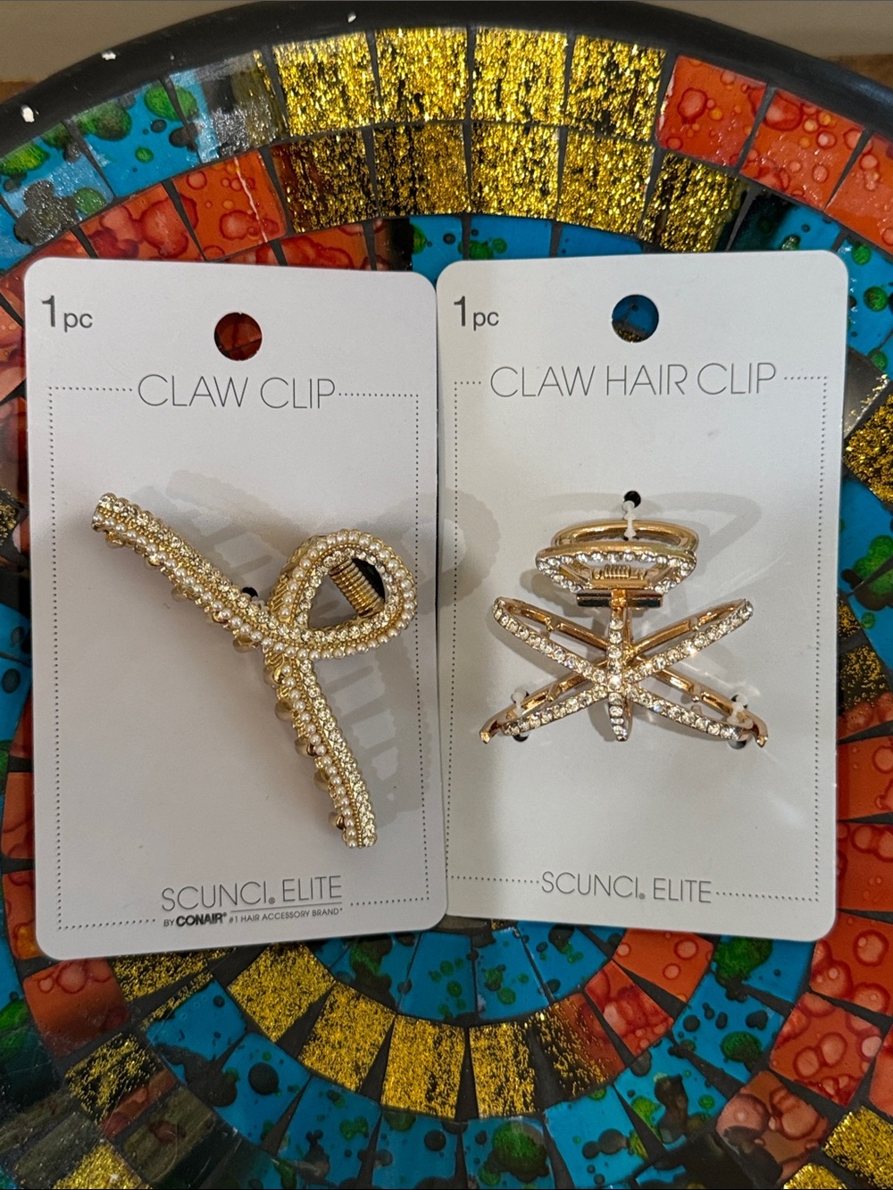 scunci (2) Gold Rhinestone Claw Hair Clips